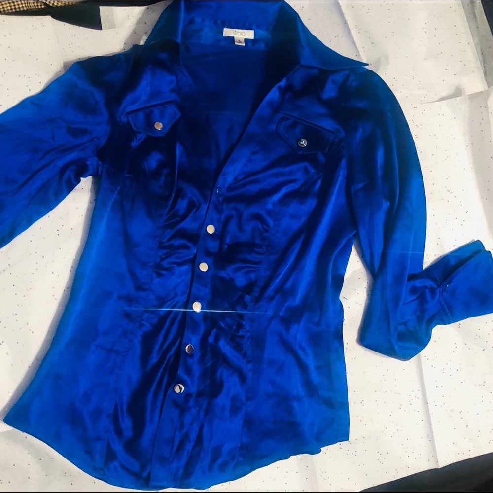 Caché Royal Blue long sleeves blouse